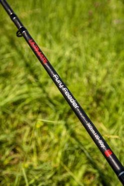 Ultimate Fury Feeder 330cm 15-60gr -Vissen Kortingswinkel 000c413520c8e124